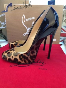 Christian Louboutin 18